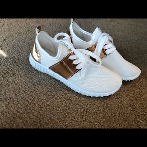 Brand new tennis shoes